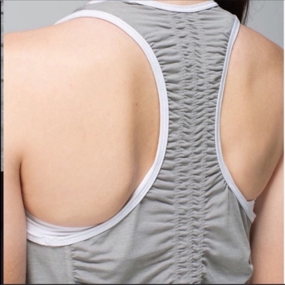 LULULEMON runner up tank in gray Size - Picture 6 of 6